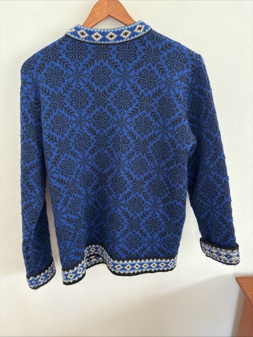 Vintage L.L.Bean Merino Wool Nordic Fair Isle sweater silver buttons size Medium - Picture 5 of 9